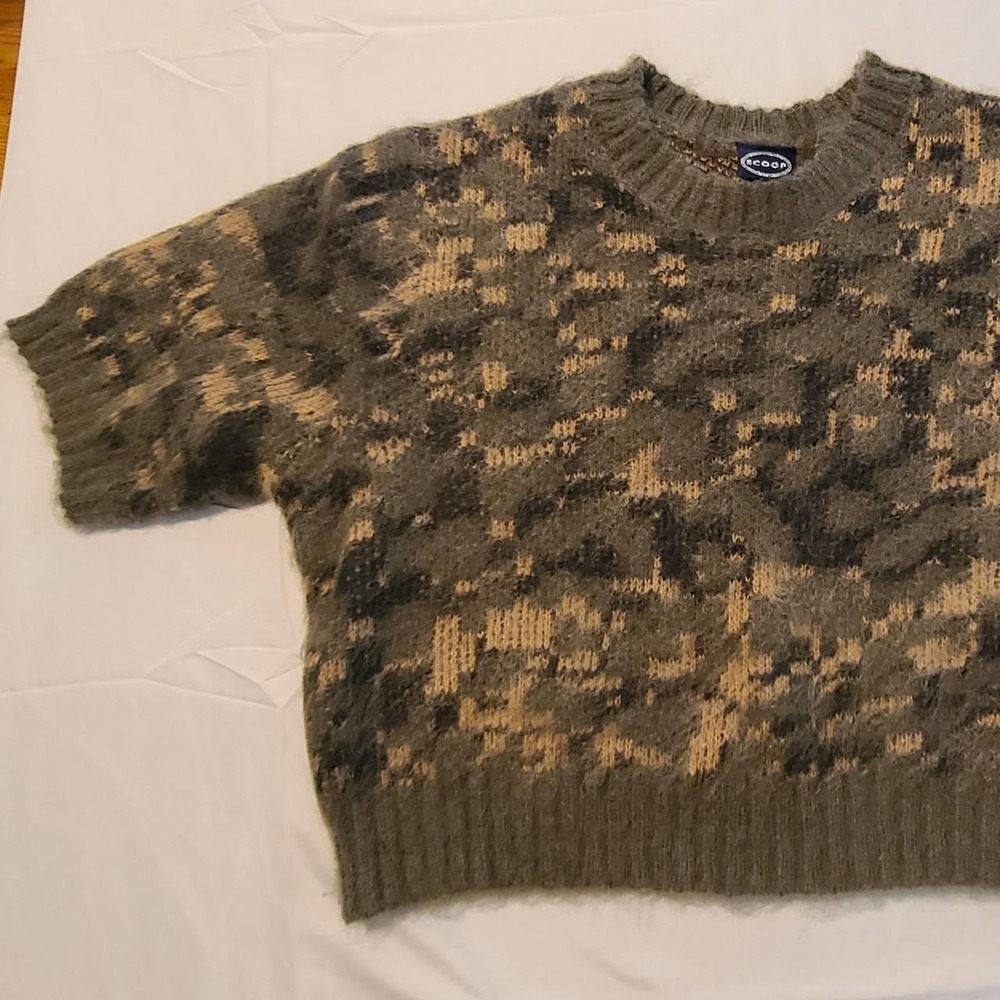 Scoop Women XXL Camo Short Sleeve Cropped Knit Sweater Khaki Multi